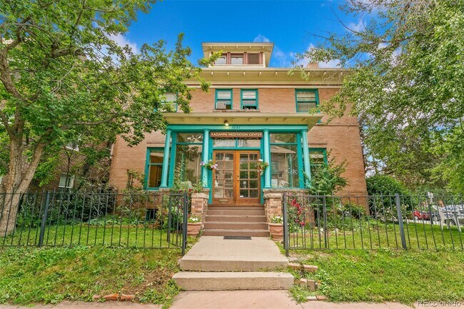 Foto del edificio - 1081 N Marion St