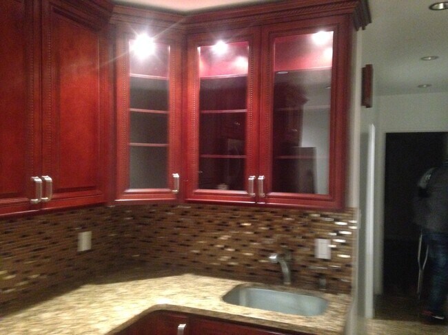 Building Photo - 7225 Bergen Ct