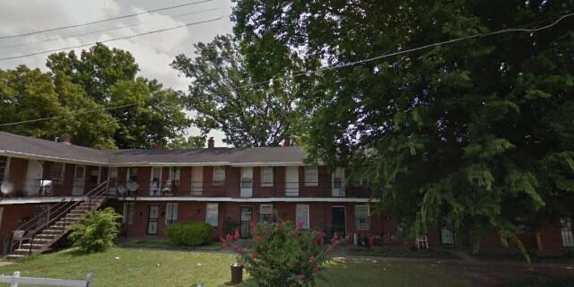 Primary Photo - 24 W Colorado Ave
