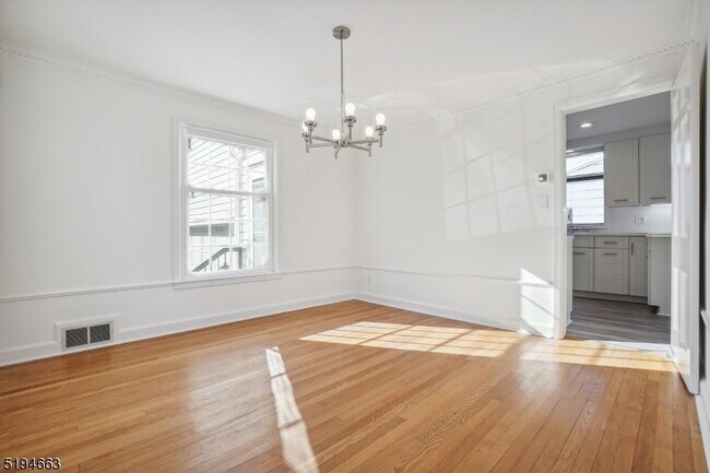 Foto del edificio - 231 Short Hills Ave
