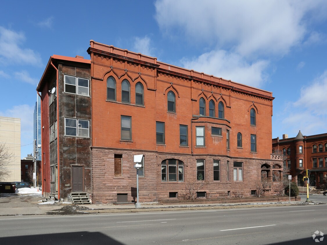 Foto del edificio - 625 9th St S