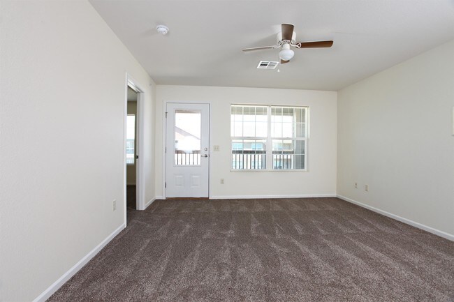 Foto del edificio - 704 Cottonwood Crossing DR