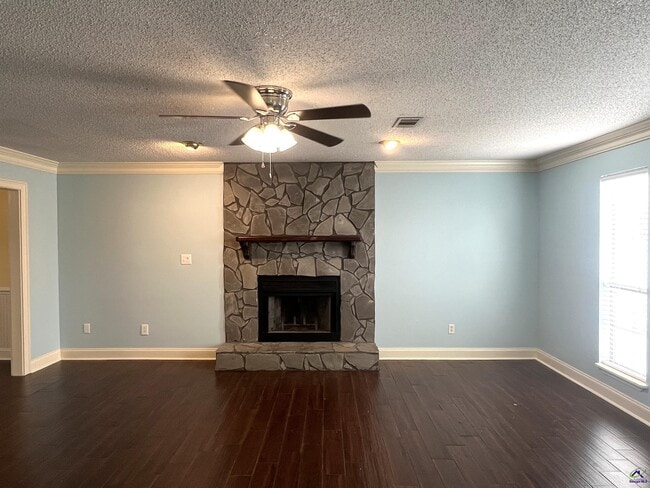 Building Photo - 108 Turtle Dove Ct