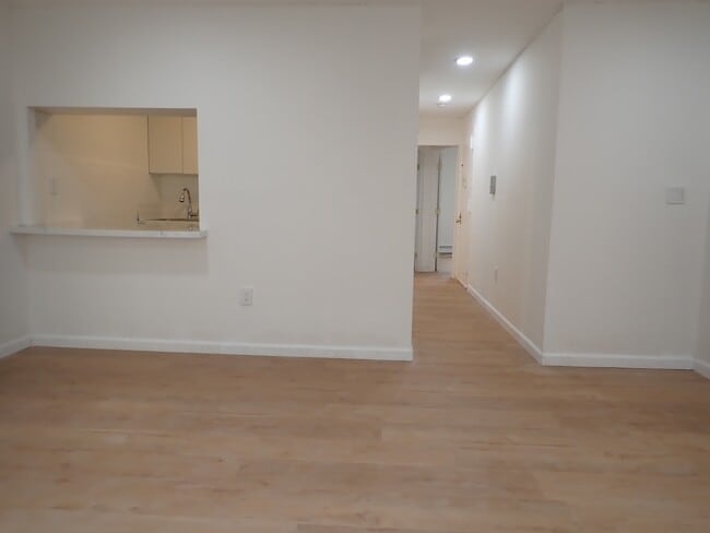 Building Photo - 1174 Sherman Ave