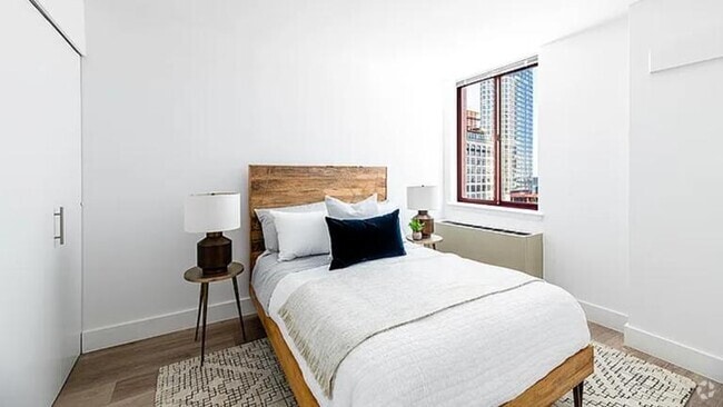 Building Photo - 433 W 34th St.