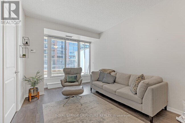 Building Photo - 75 E Liberty St