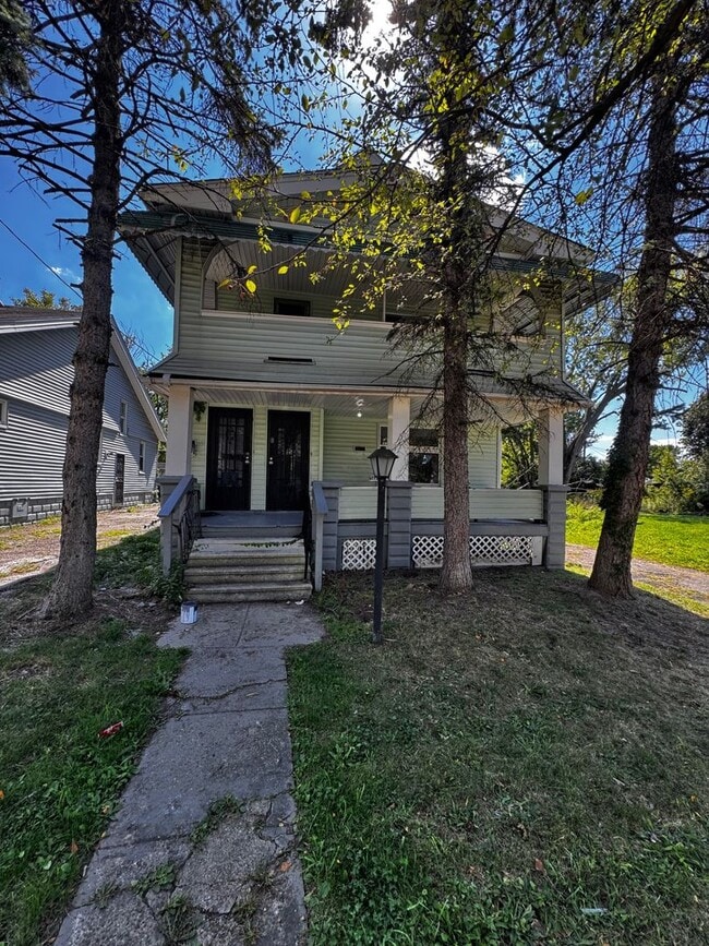 Building Photo - 11222 Revere Ave