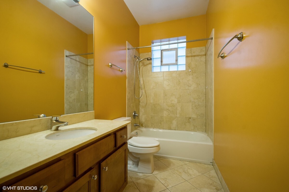 Foto principal - 2239 N Lister Ave
