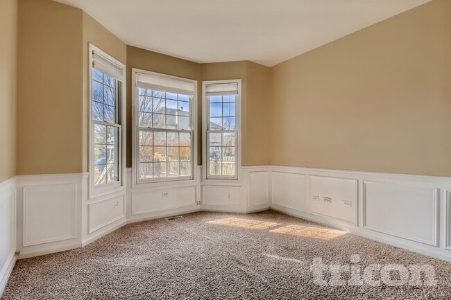 Building Photo - 2512 Champion Rd