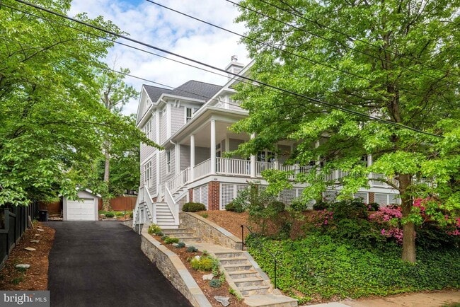Building Photo - 414 Rucker Pl