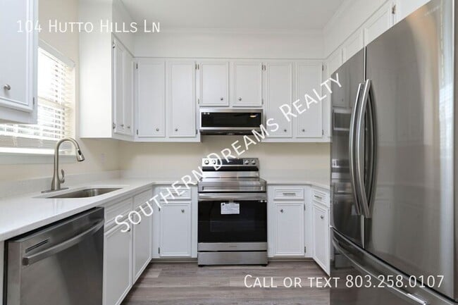 Building Photo - 104 Hutto Hill