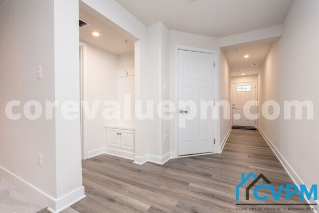 Foto del edificio - 7868 Mine Run Rd