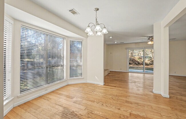 Foto del edificio - 2003 Stone Marten Dr