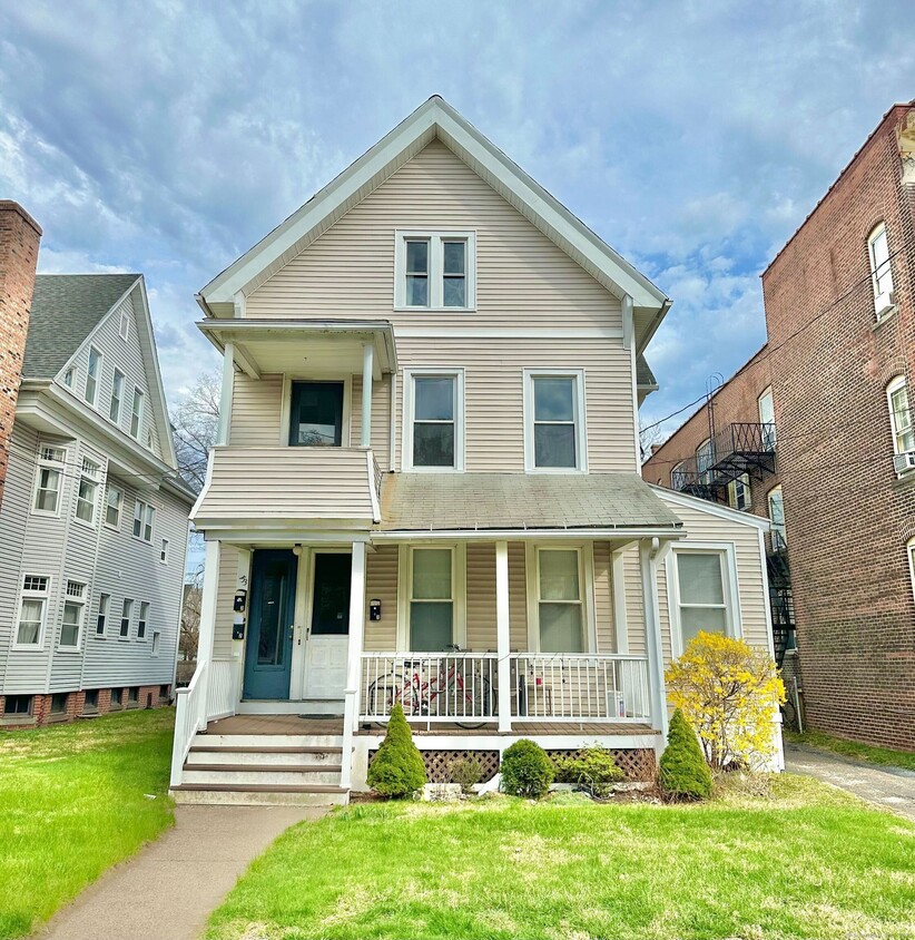 Primary Photo - 751 Orange St