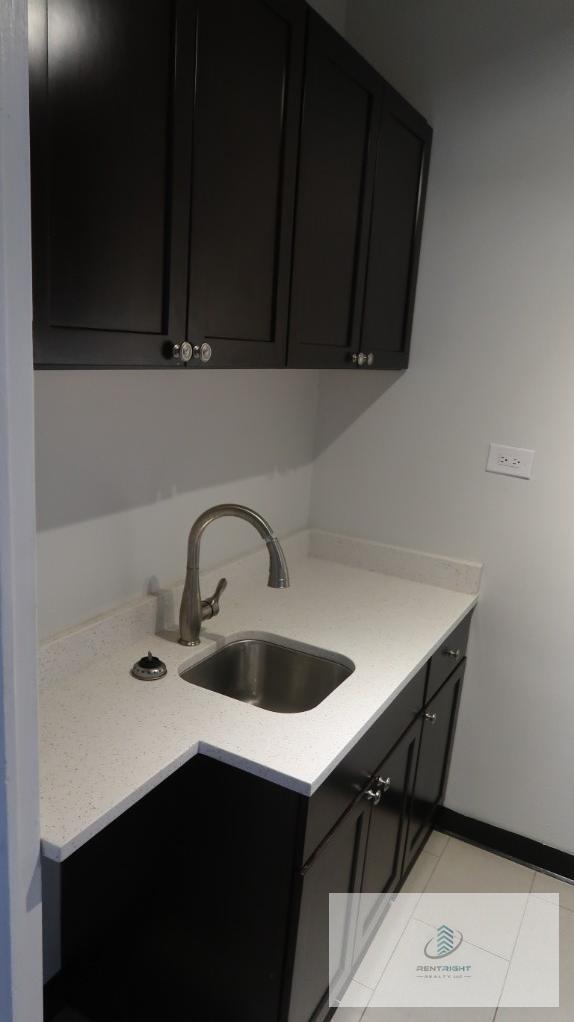Foto del edificio - 534 W Stratford Pl