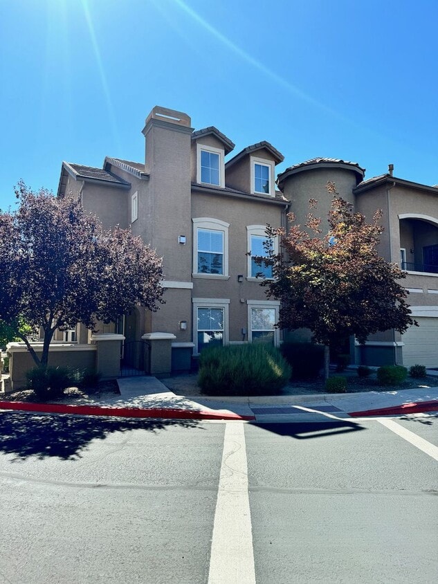 Primary Photo - Townhouse in Triana South Meadows