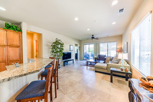 Building Photo - 81654 Avenida Alturas