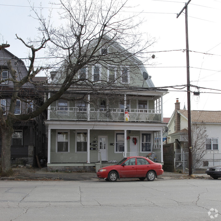 Foto del edificio - 127 Prospect Ave