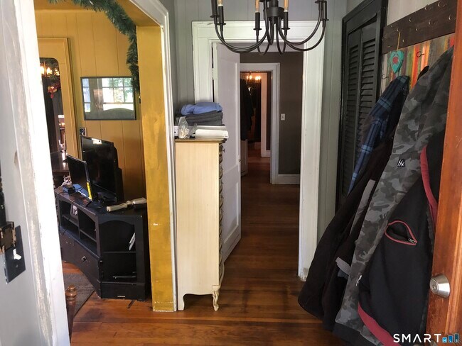 Foto del edificio - 317-319-319 Garden St