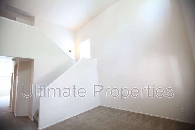 Foto del edificio - 2215 N 92nd Glen