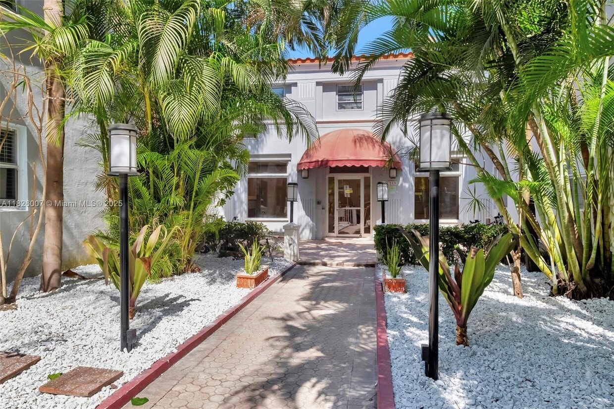 Foto principal - 215 30th St