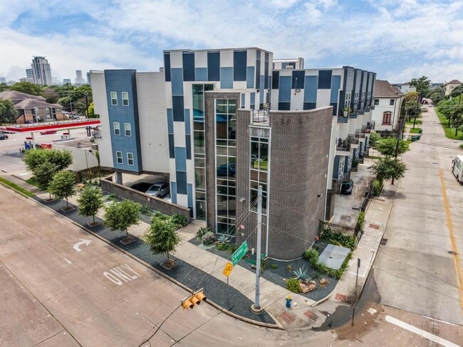 Foto del edificio - 1011 Studemont St