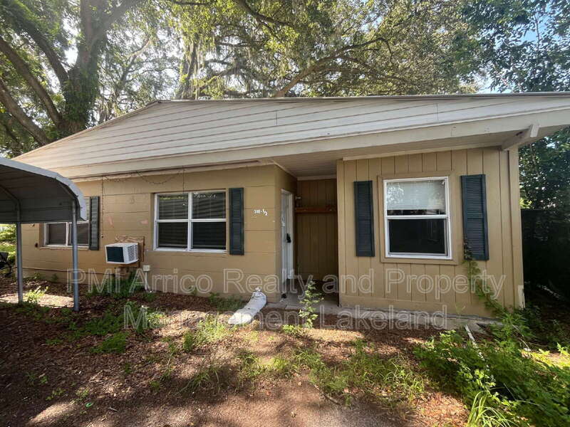 Foto principal - 305 E Tomlin St
