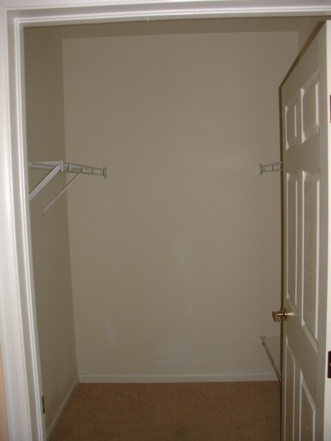 Building Photo - 9913 E Carolina Cir