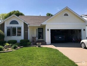 Building Photo - 4814 Meadow Valley Dr