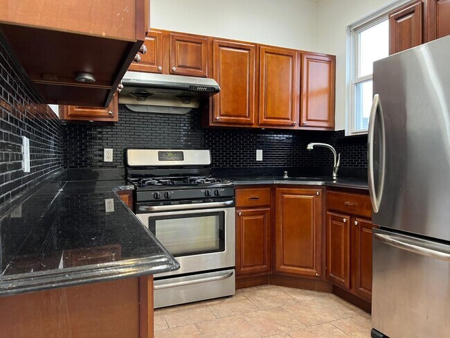 Foto del edificio - 324 56th St