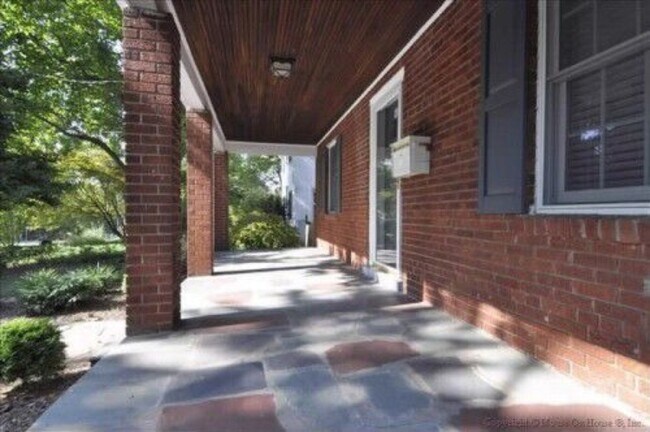 Photo - 9412 Colesville Rd House