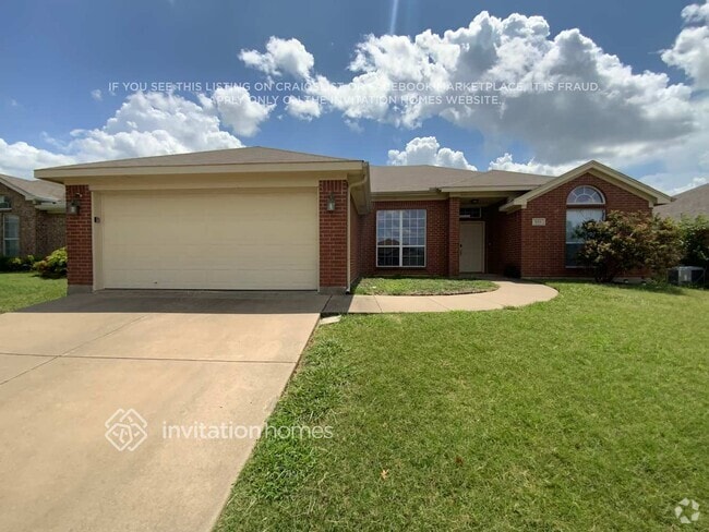 Building Photo - 635 Ridgehill Dr