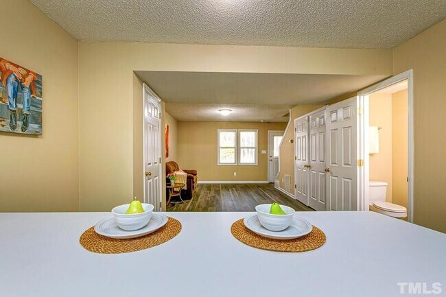 Foto del edificio - 281 Marshbanks St