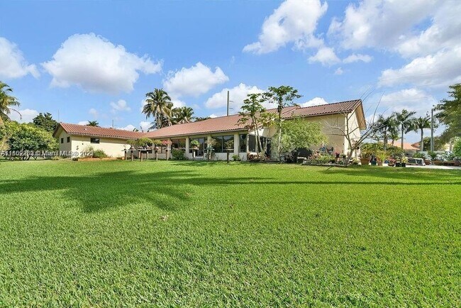 Foto del edificio - 5425 SW 190th Ave