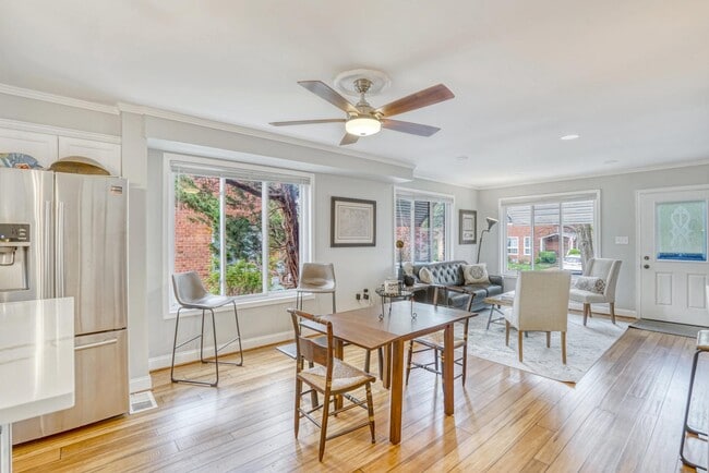 Building Photo - 113 E Taylor Run Pkwy