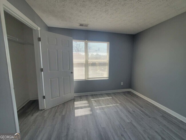 Foto del edificio - 17301 Waldrop Cove