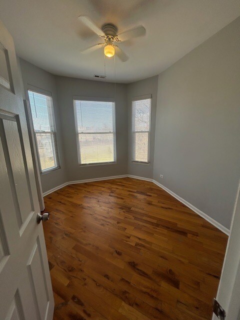 Foto del edificio - 2300 S Ridgeway Ave