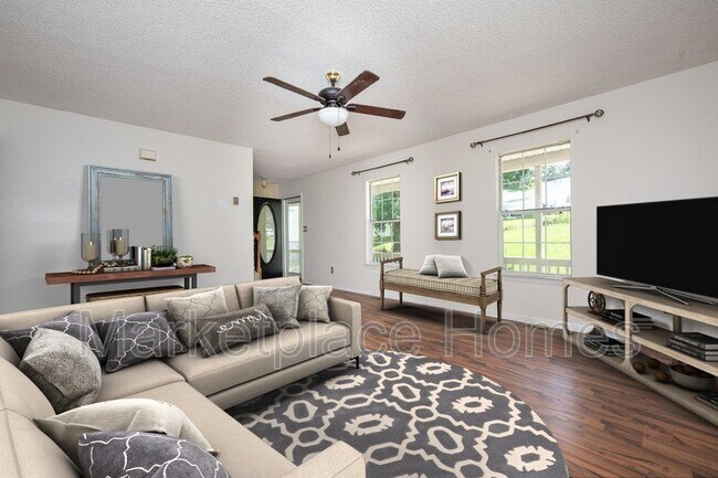 Foto del edificio - 508 Hill Ln