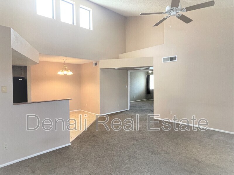 Primary Photo - 16402 N 31st St