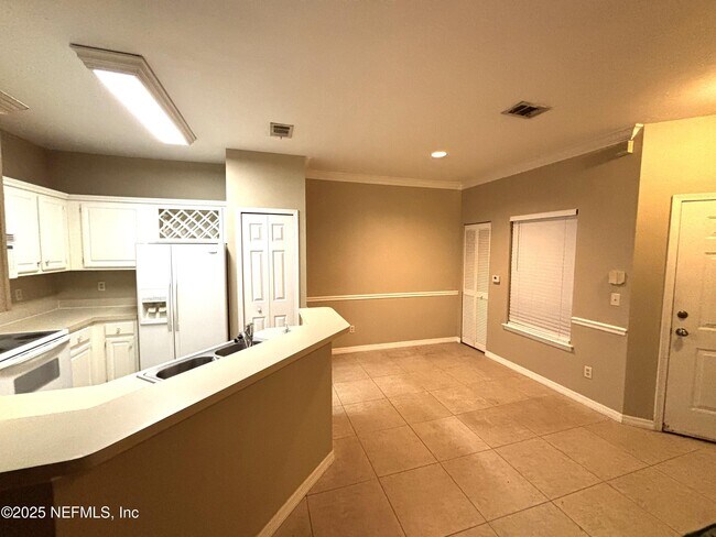 Foto del edificio - 4601 Touchton Rd