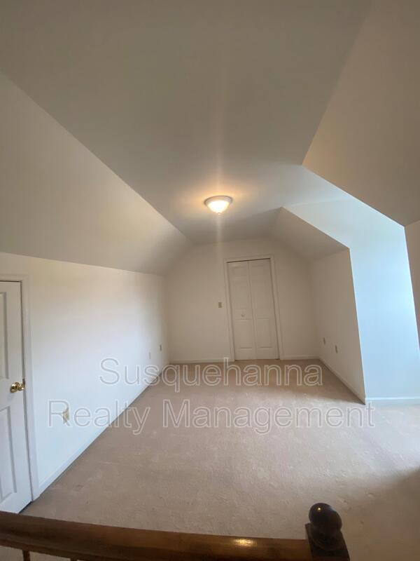 Building Photo - 107 Chukar Ct