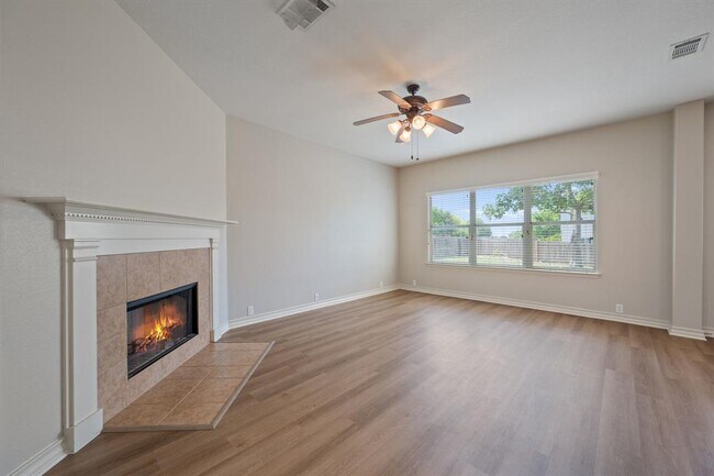 Foto del edificio - 20925 Texas Meadows Dr