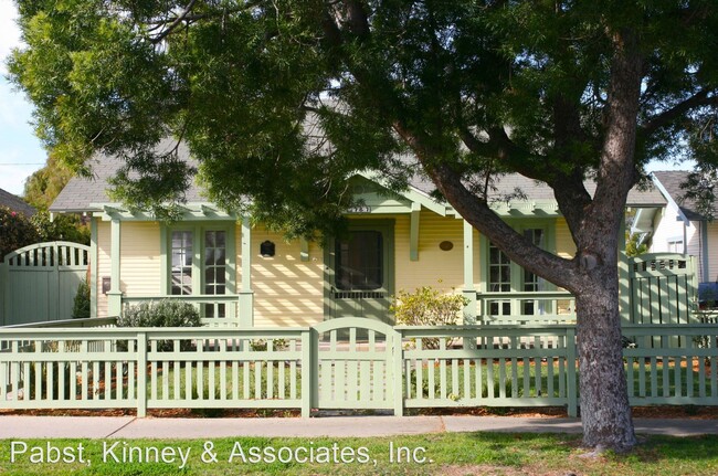 Foto del edificio - 2 br, 1 bath House - 767 JUNIPERO AVENUE