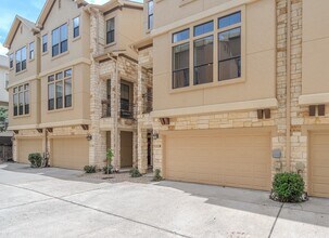 Building Photo - 5213 Eigel St