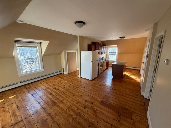 Building Photo - 91 Nason St