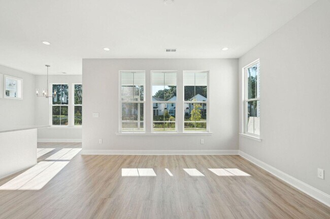 Foto del edificio - 3 Bedroom 2.5 Bathroom House in Hawthorne ...