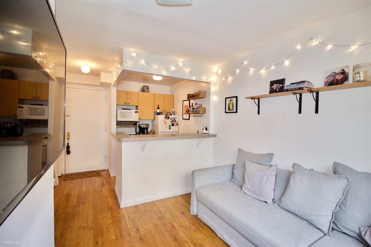 Foto principal - 725 E 9th St