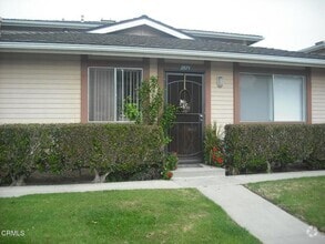 Building Photo - 2571 Sextant Ave