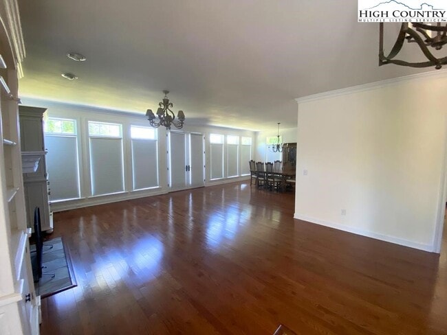 Building Photo - 6287 Idlewild Rd