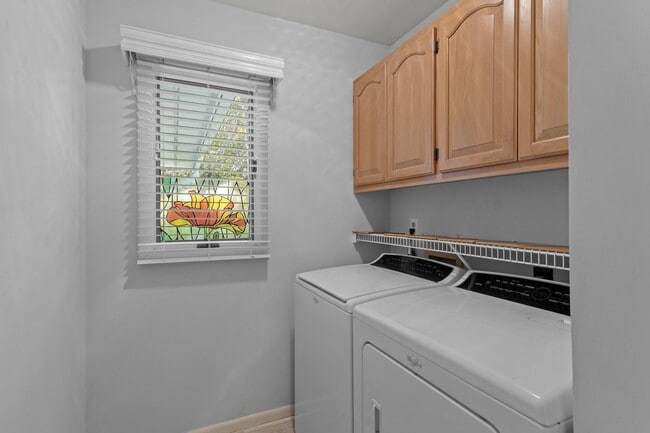 Building Photo - Corner Lot Brandywine Home Available for Long Term Rental